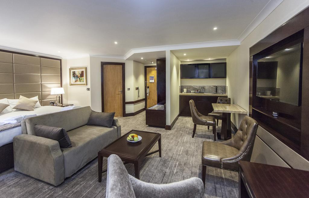 Ramada Solihull, Birmingham Buitenkant foto